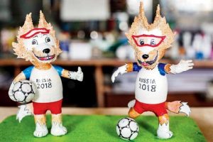 Nguyễn Thanh Tâm làm cho nghệ thuật World Cup từ vỏ trứng Nguyễn Thanh Tâm làm cho nghệ thuật World Cup từ vỏ trứng