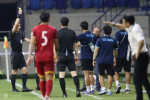 HLV Park không được chỉ đạo trận Việt Nam – UAE