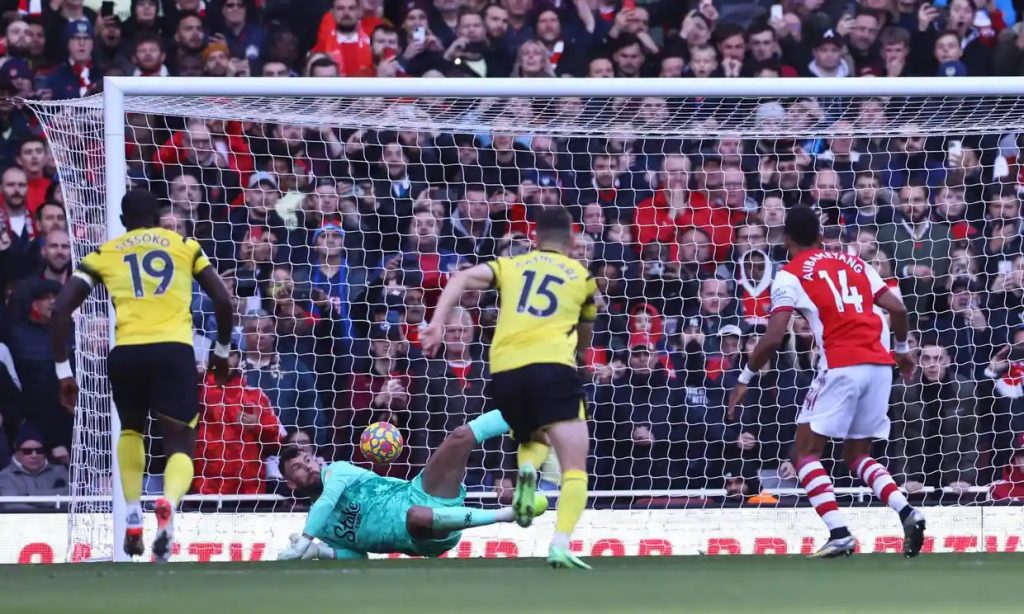 Thắng Watford vòng 11 Ngoại hạng Anh, Arsenal vượt mặt MU 